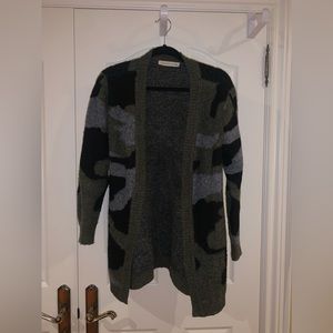 Cozy Army Pattern Cardigan
